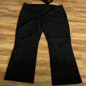 Snowboarding pants